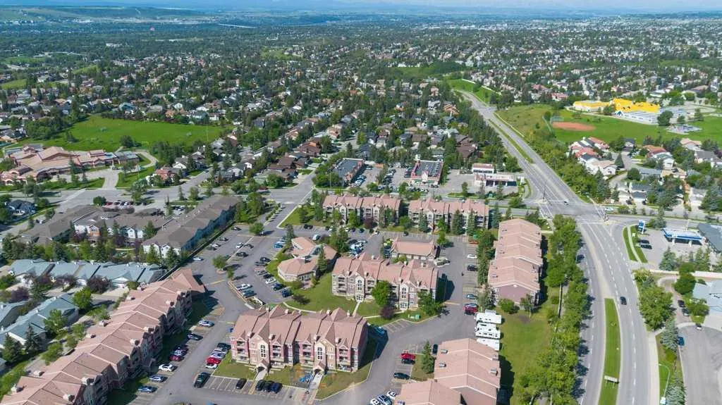 3212 Edenwold Heights NW, #12