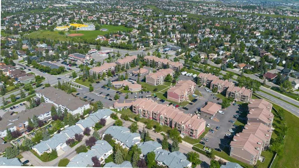 3212 Edenwold Heights NW, #12