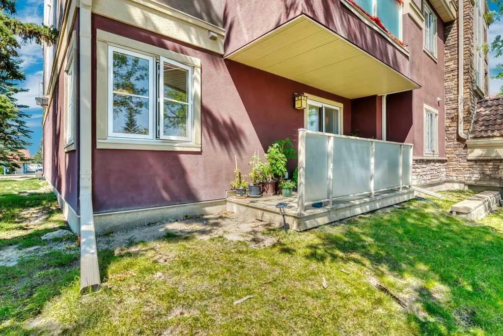 3212 Edenwold Heights NW, #12