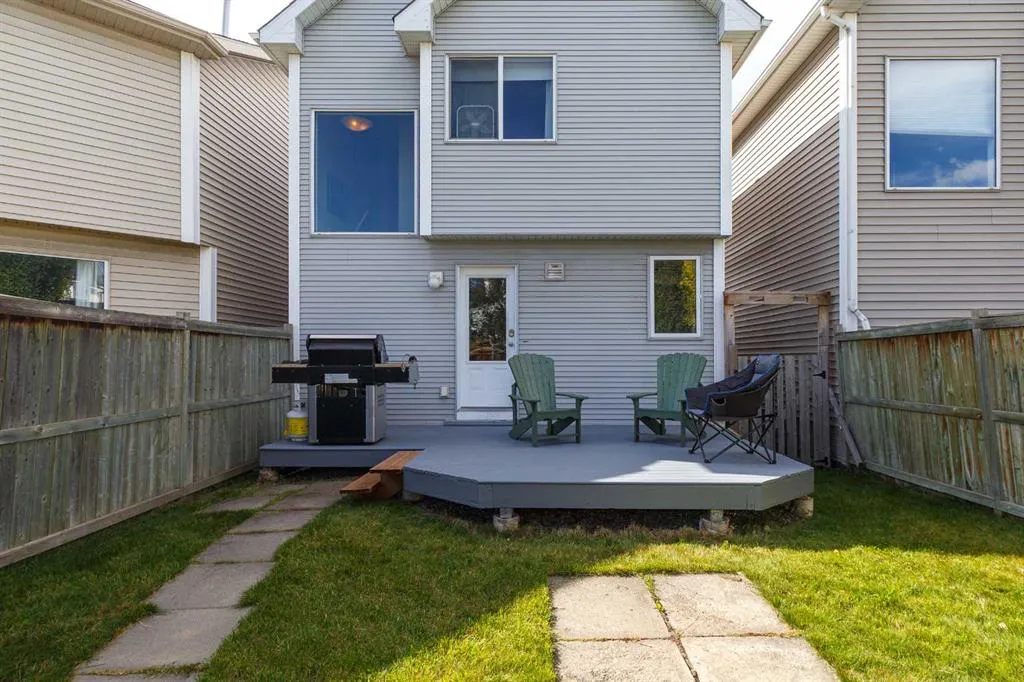248 Prestwick Avenue SE