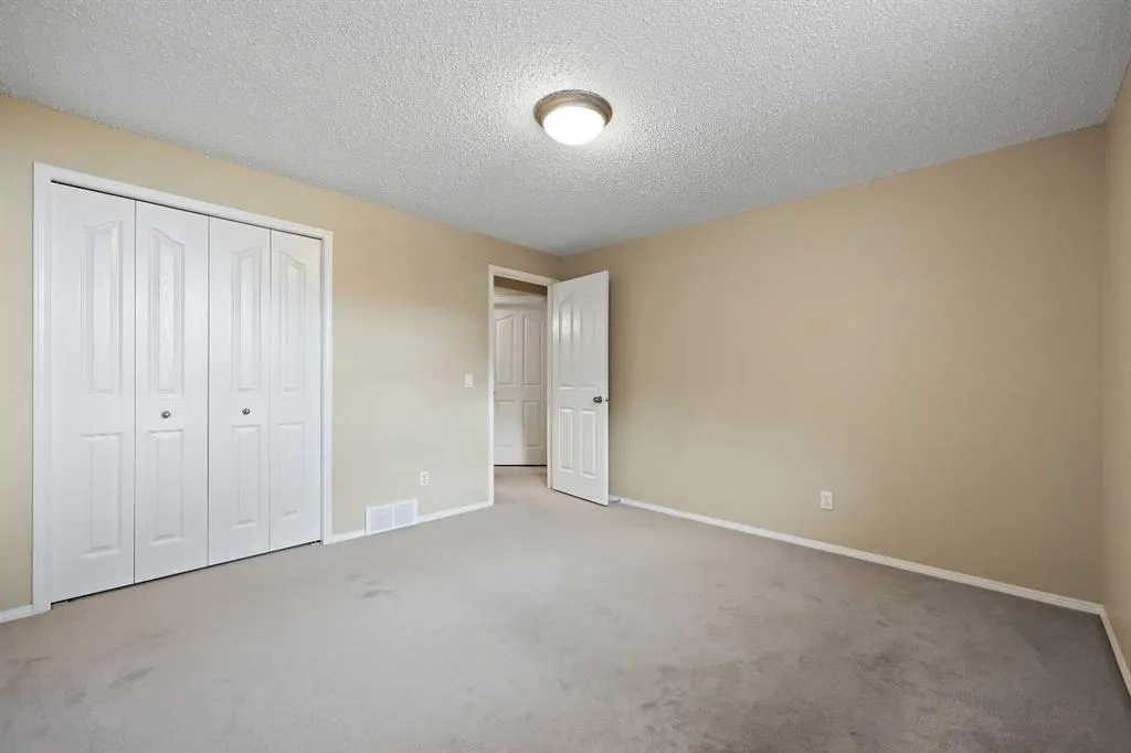 76 Prestwick Cove SE