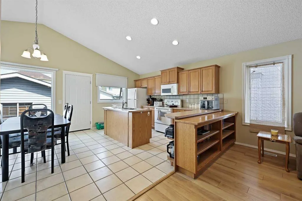 76 Prestwick Cove SE