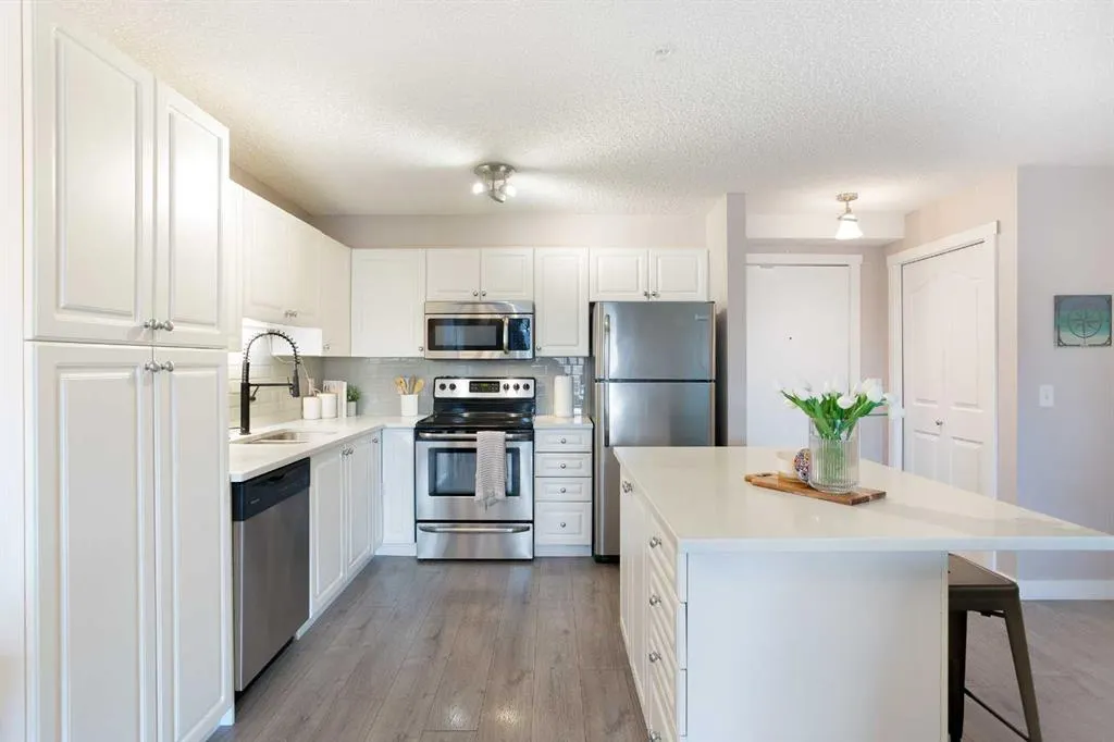 604 8 Street SW, #2308