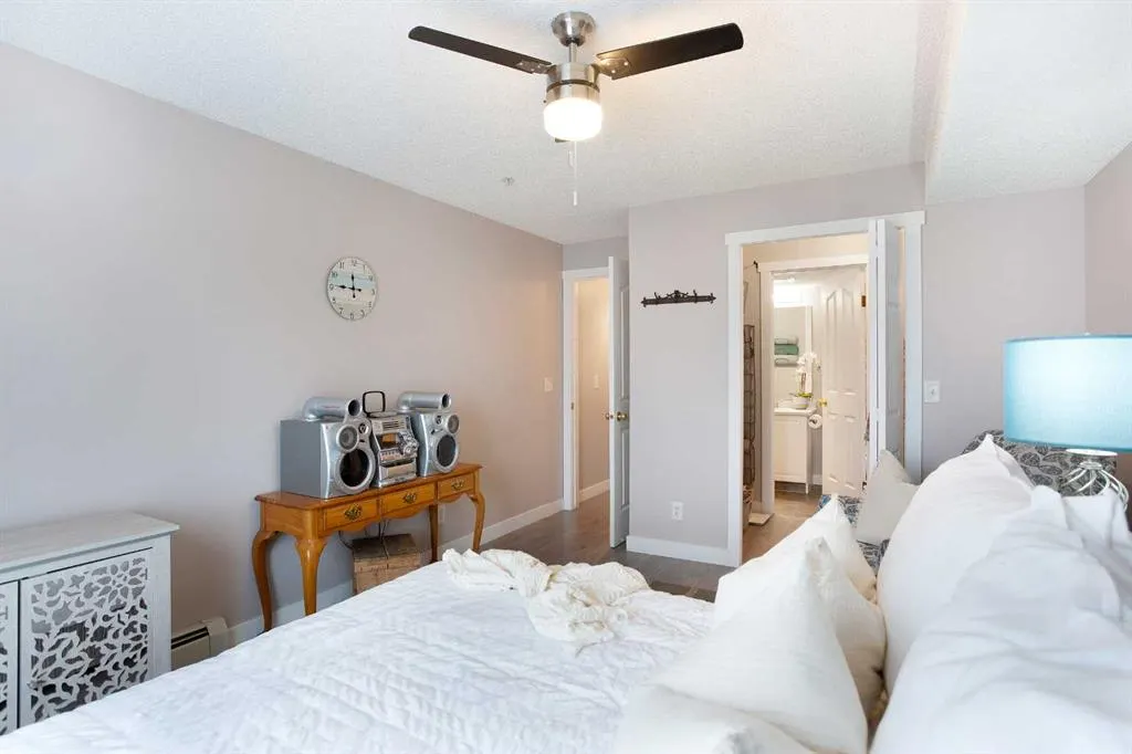 604 8 Street SW, #2308