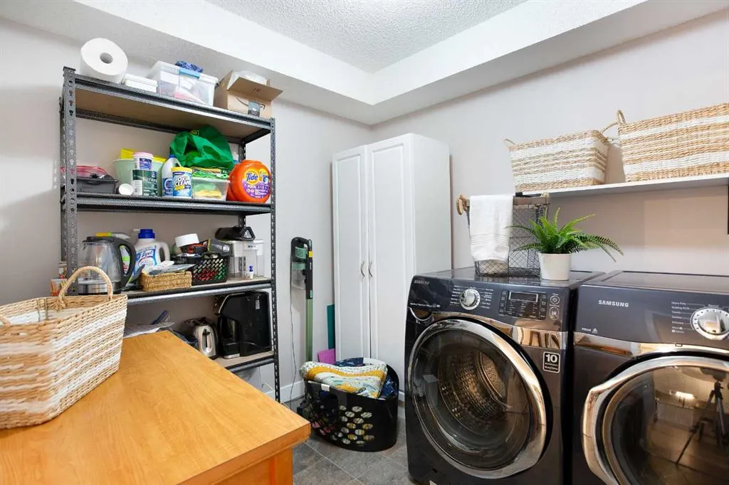 604 8 Street SW, #2308