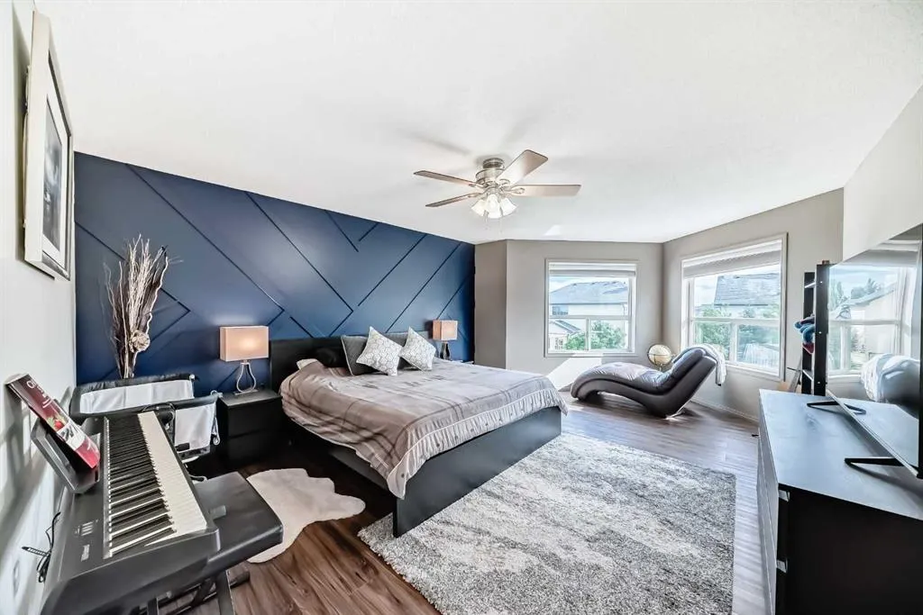 121 West Creek Drive