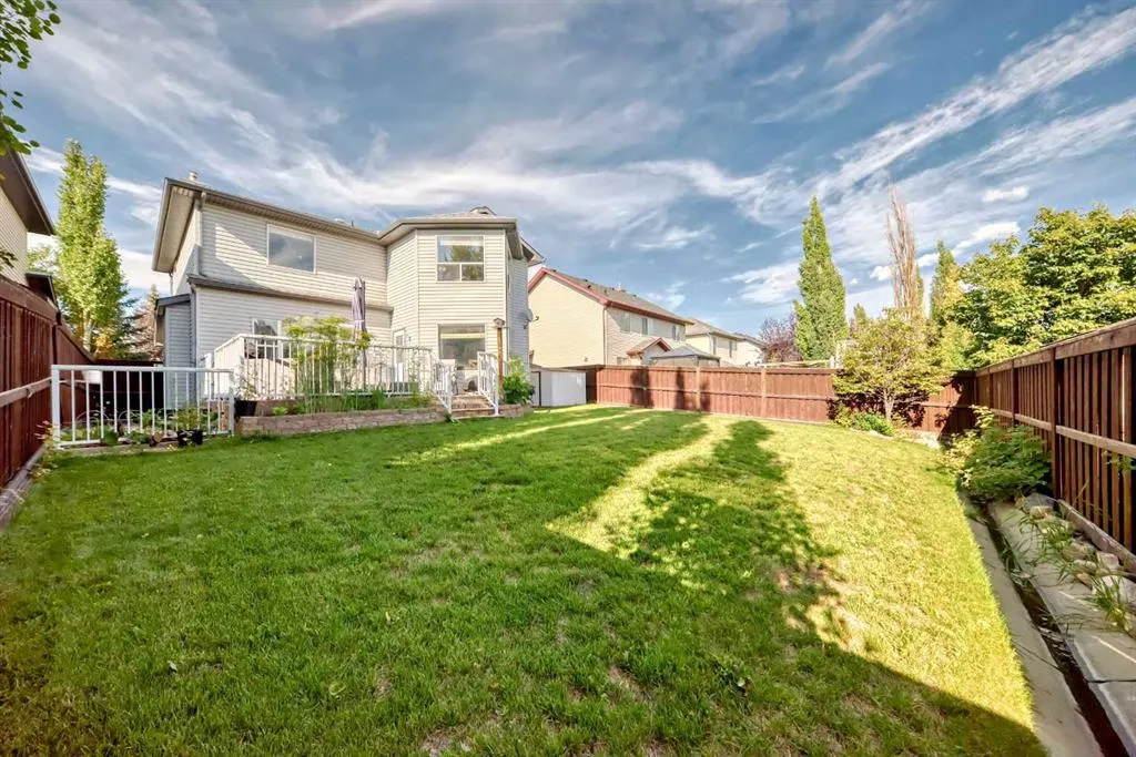 121 West Creek Drive