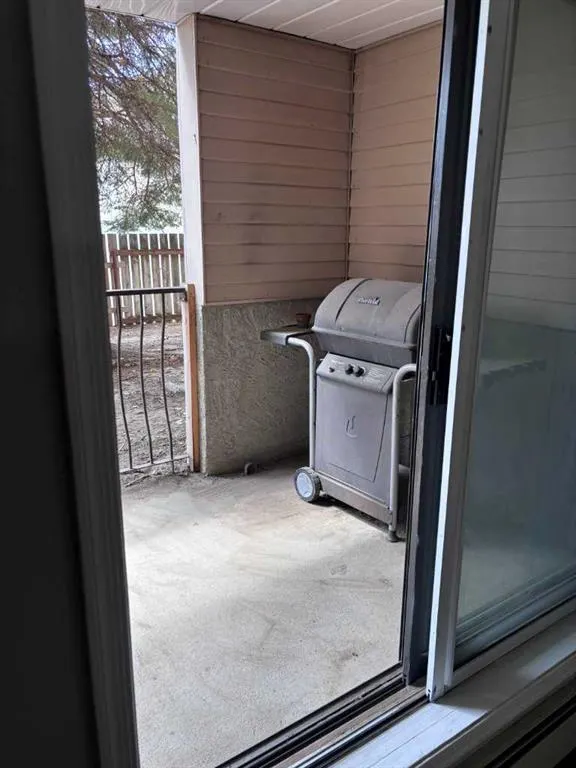 85 Foxbend Crescent N, #109