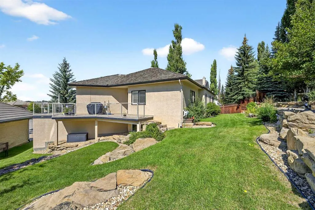 7 Signal Hill Terrace SW
