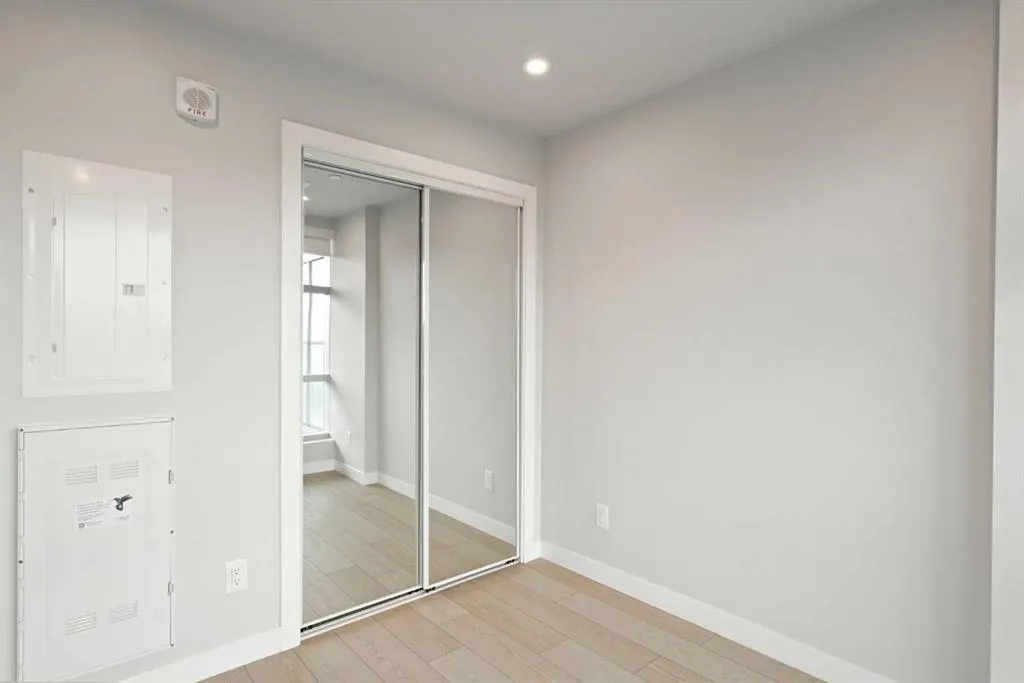 110 18A Street NW, #303