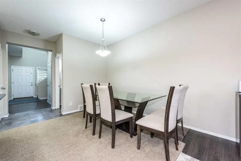 289 Skyview Ranch Boulevard NE