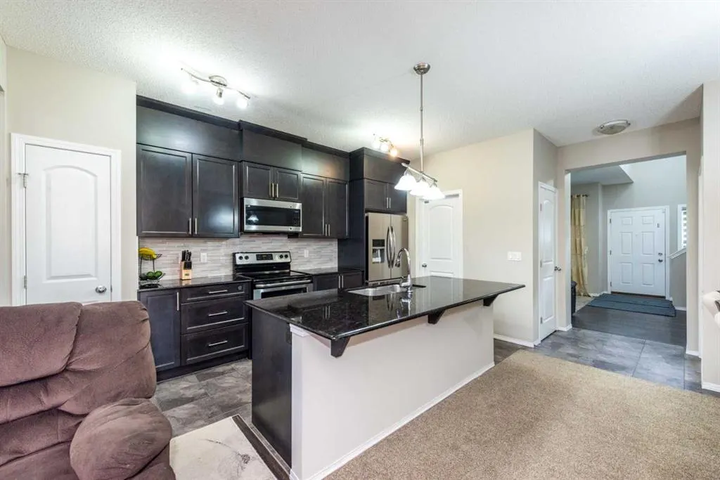 289 Skyview Ranch Boulevard NE