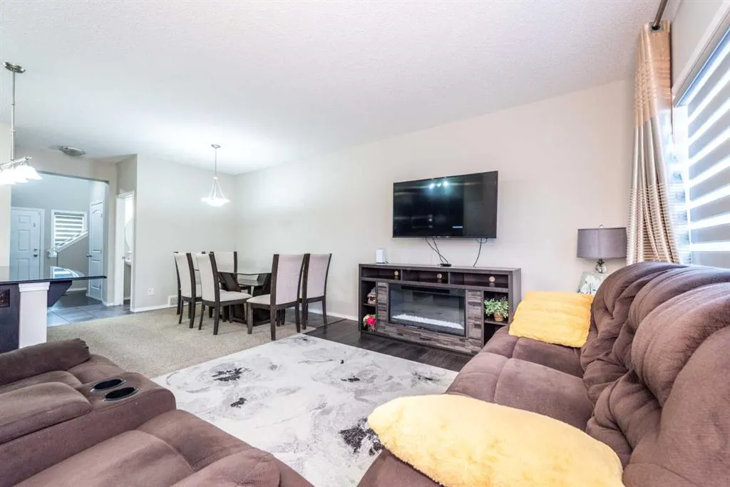 289 Skyview Ranch Boulevard NE