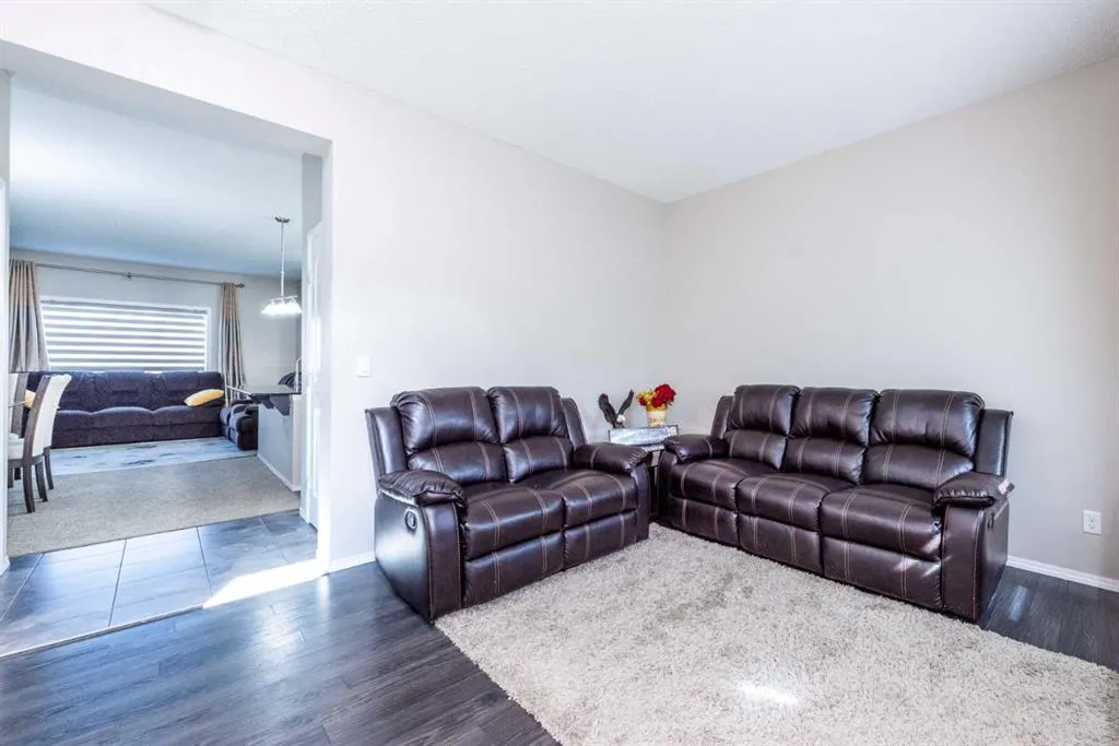 289 Skyview Ranch Boulevard NE