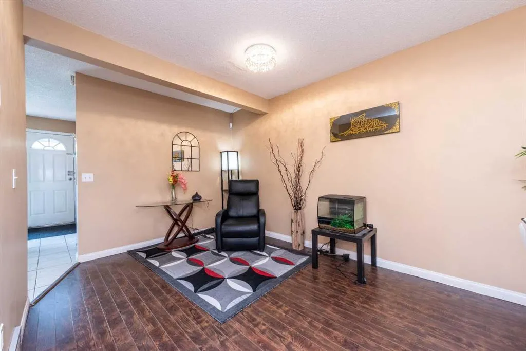 56 Abberfield Court NE