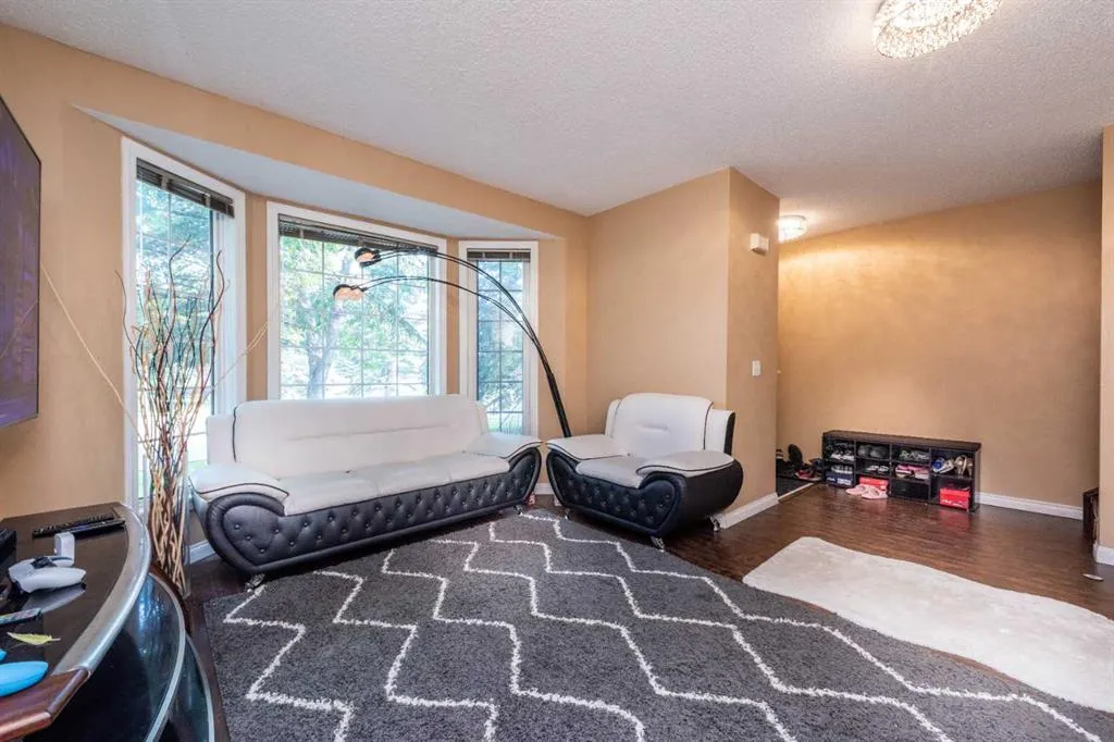 56 Abberfield Court NE
