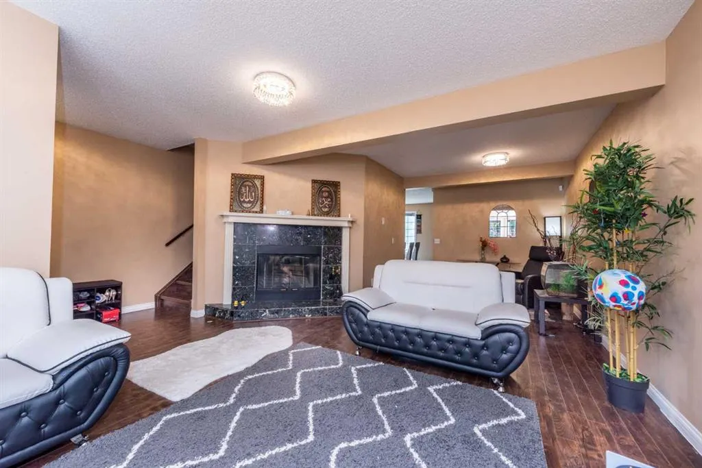56 Abberfield Court NE