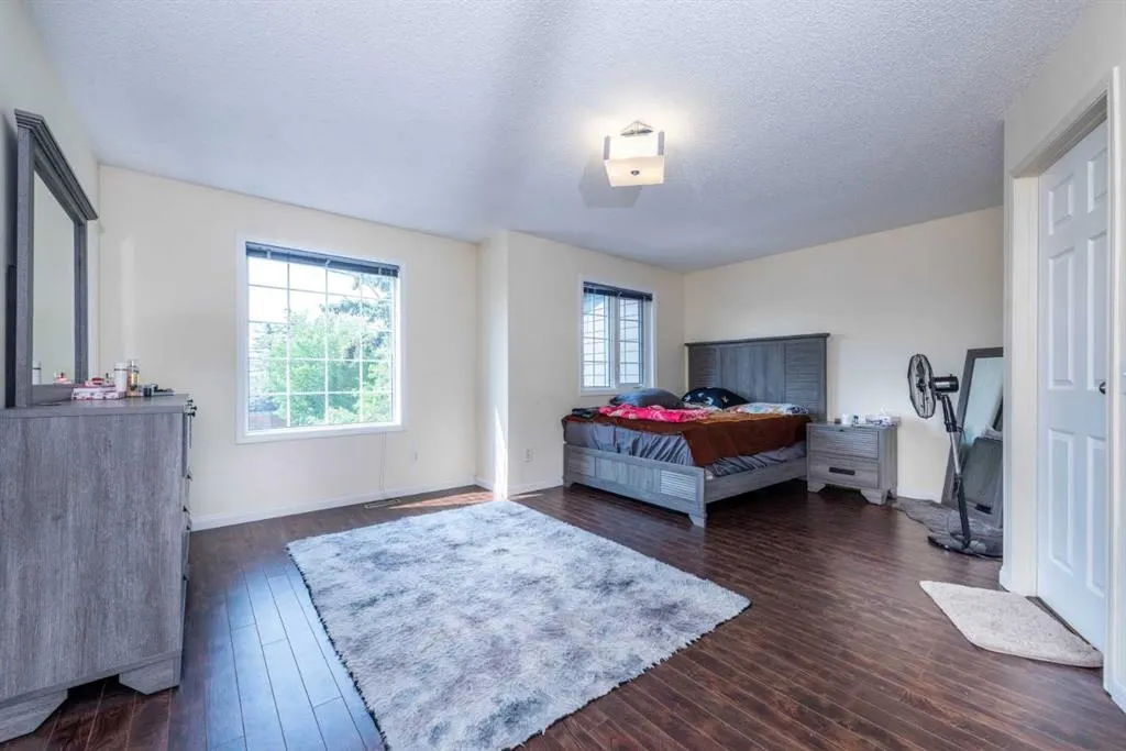 56 Abberfield Court NE