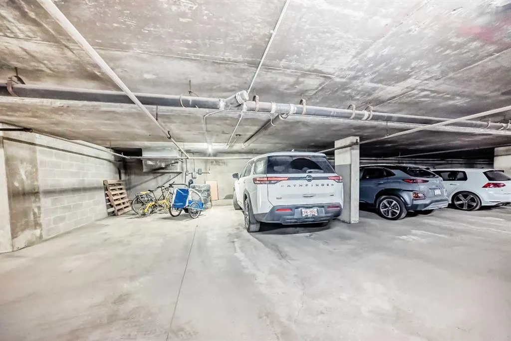 824 Royal Avenue SW, #405