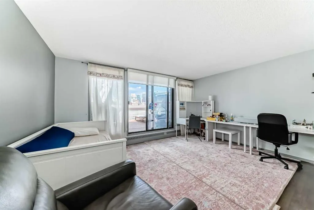 824 Royal Avenue SW, #405