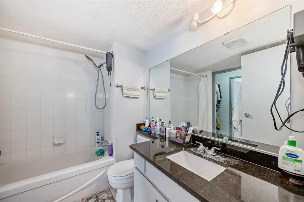 824 Royal Avenue SW, #405