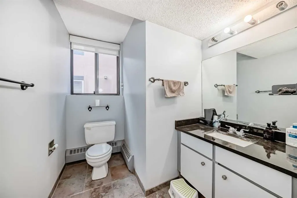 824 Royal Avenue SW, #405