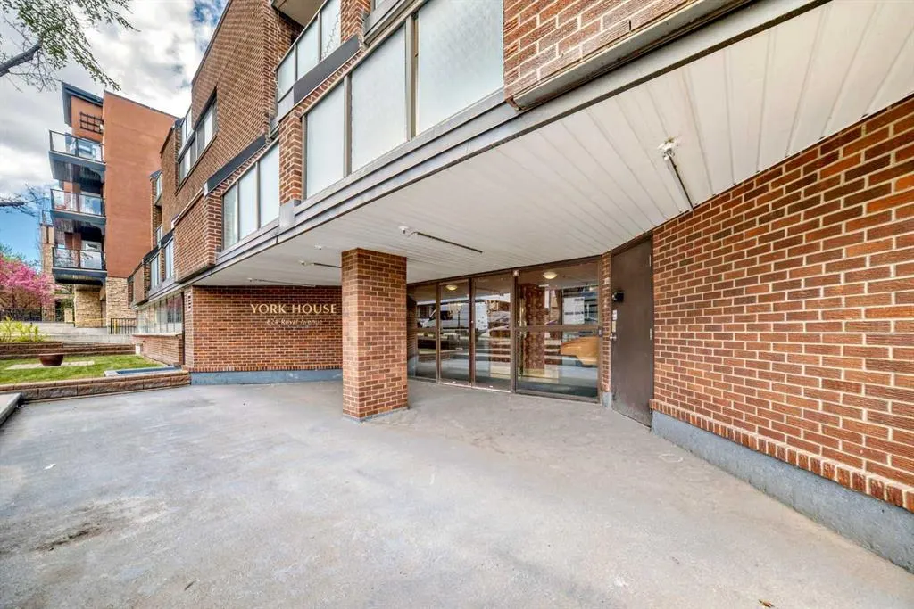 824 Royal Avenue SW, #405