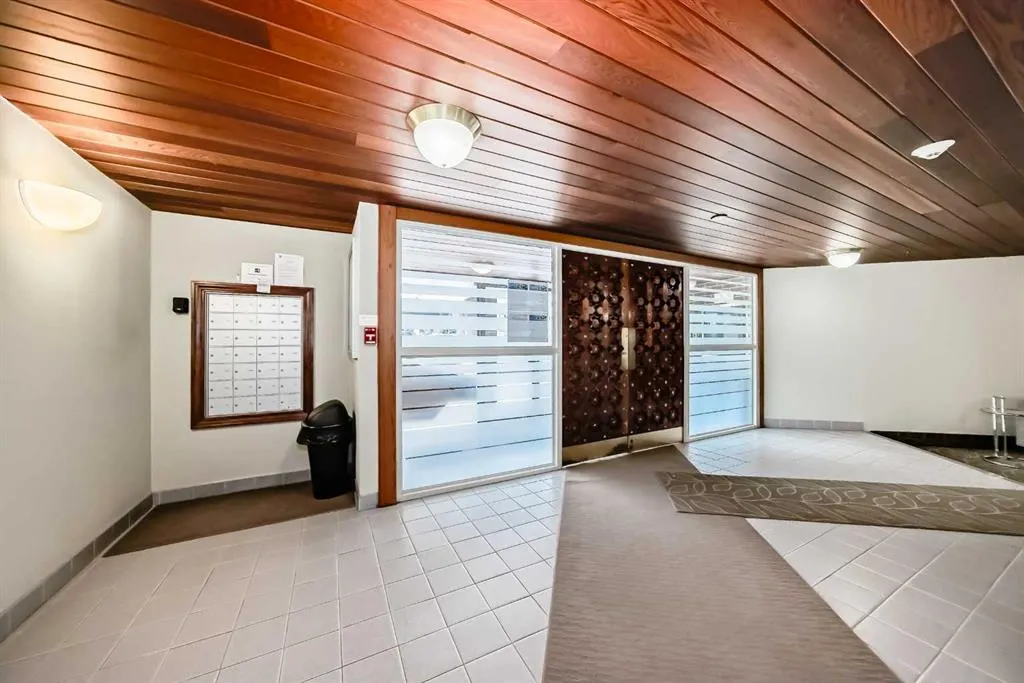 824 Royal Avenue SW, #405