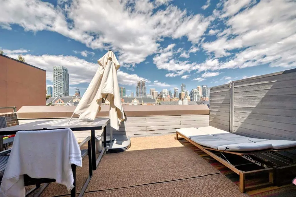824 Royal Avenue SW, #405