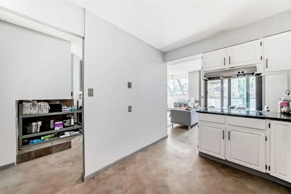 824 Royal Avenue SW, #405