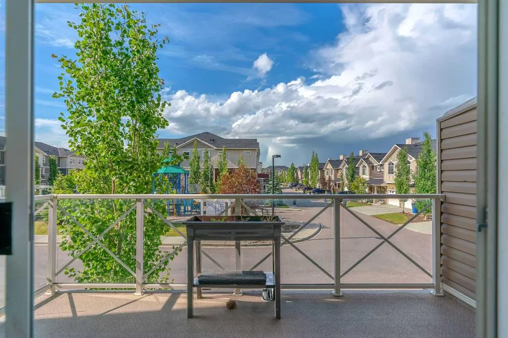 82 Skyview Ranch Avenue NE