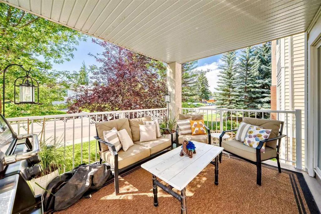 6900 Hunterview Drive NW, #204