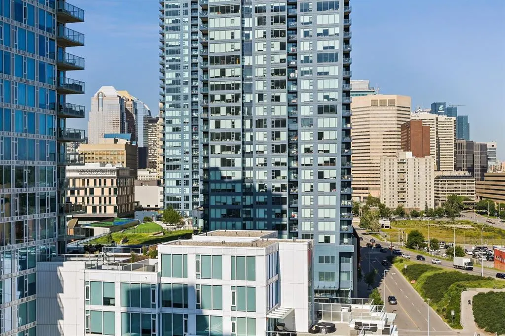 519 Riverfront Avenue SE, #1102