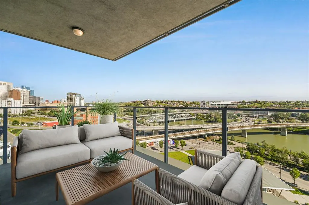 519 Riverfront Avenue SE, #1102