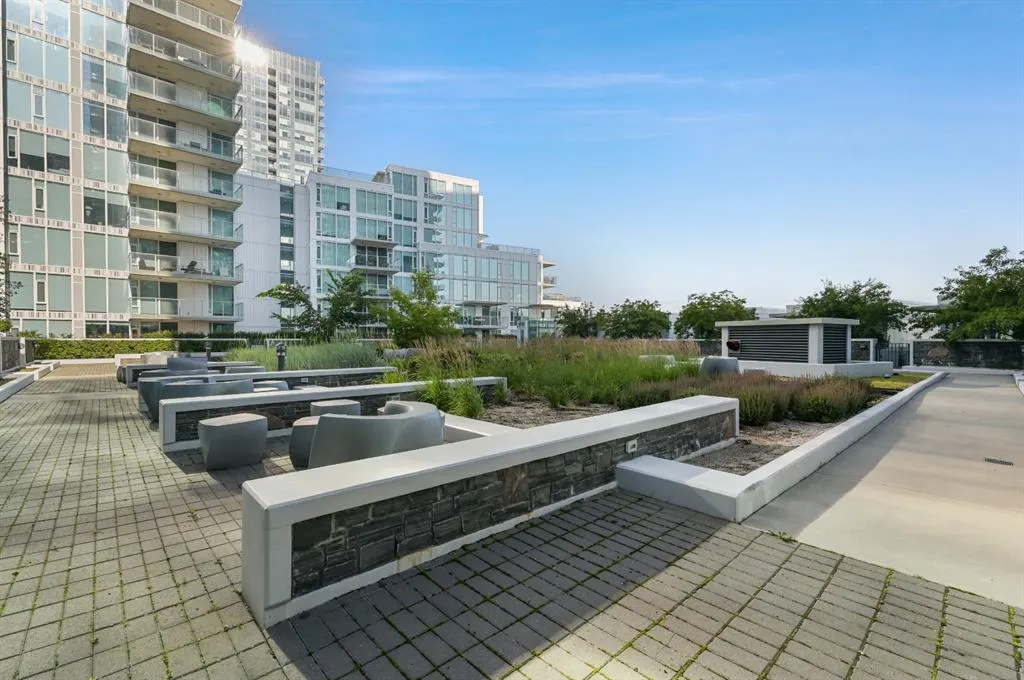 519 Riverfront Avenue SE, #1102