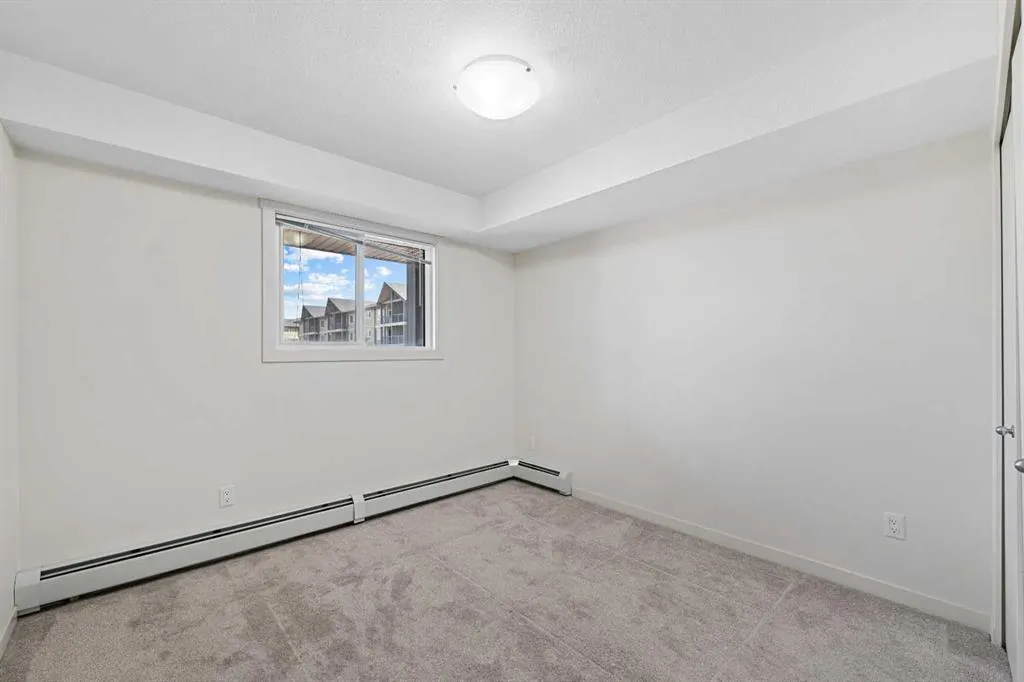 181 Skyview Ranch Manor NE, #4211