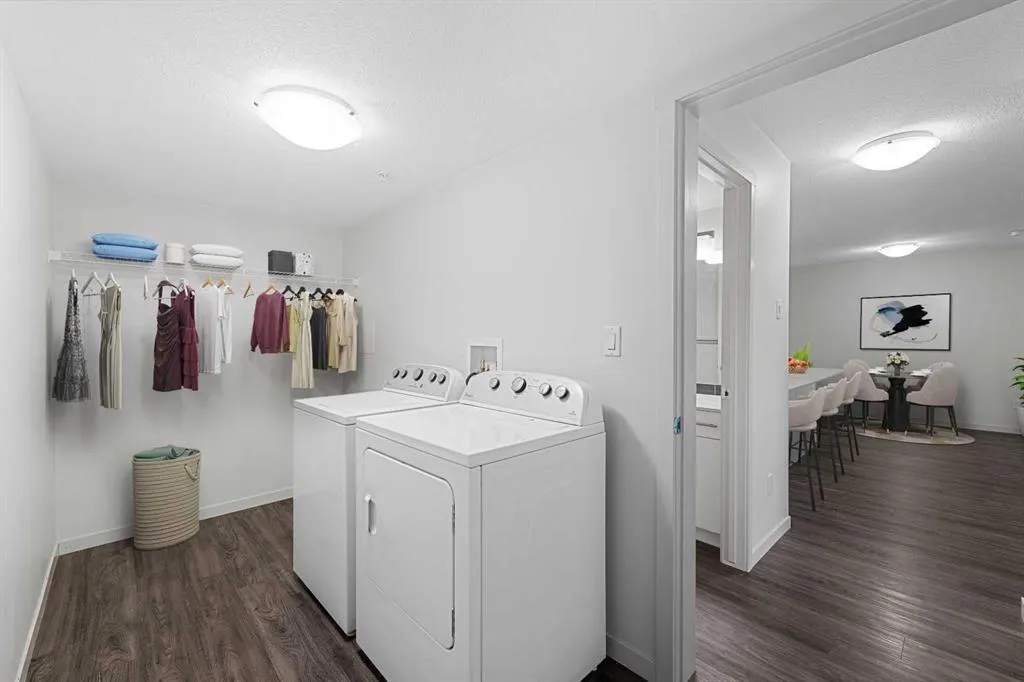 181 Skyview Ranch Manor NE, #4211