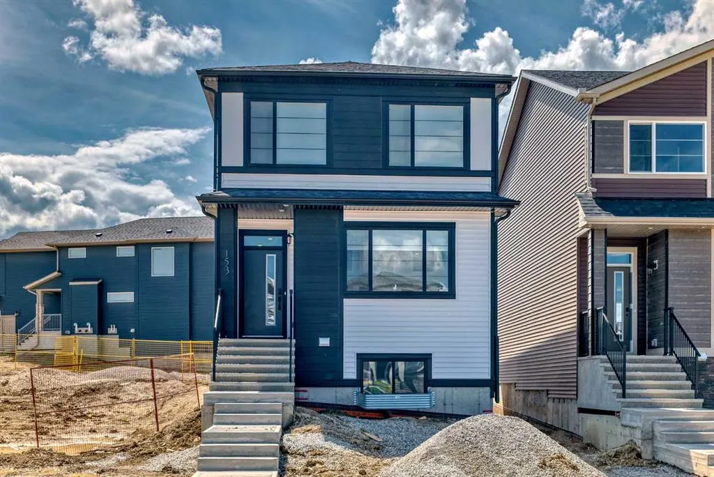 153 Edith Way NW