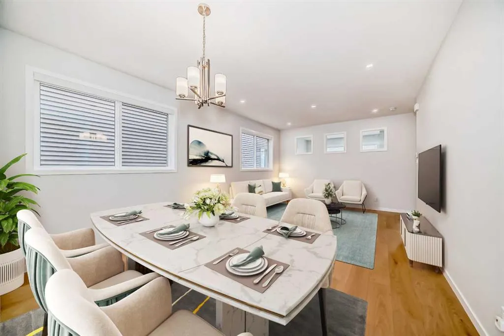 153 Edith Way NW