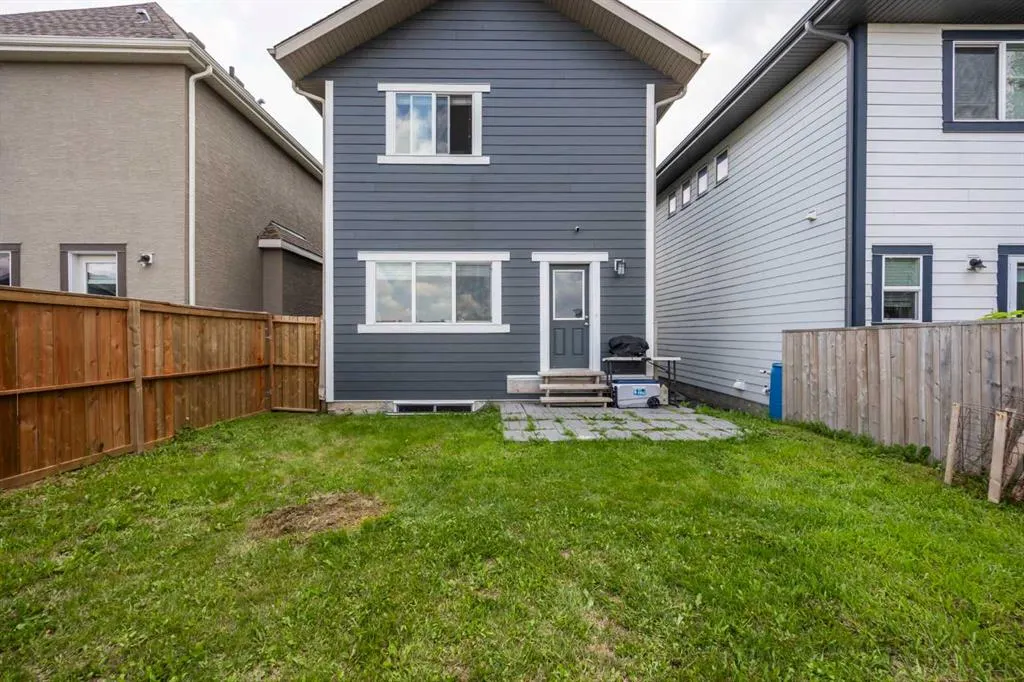 336 Marquis Heights SE
