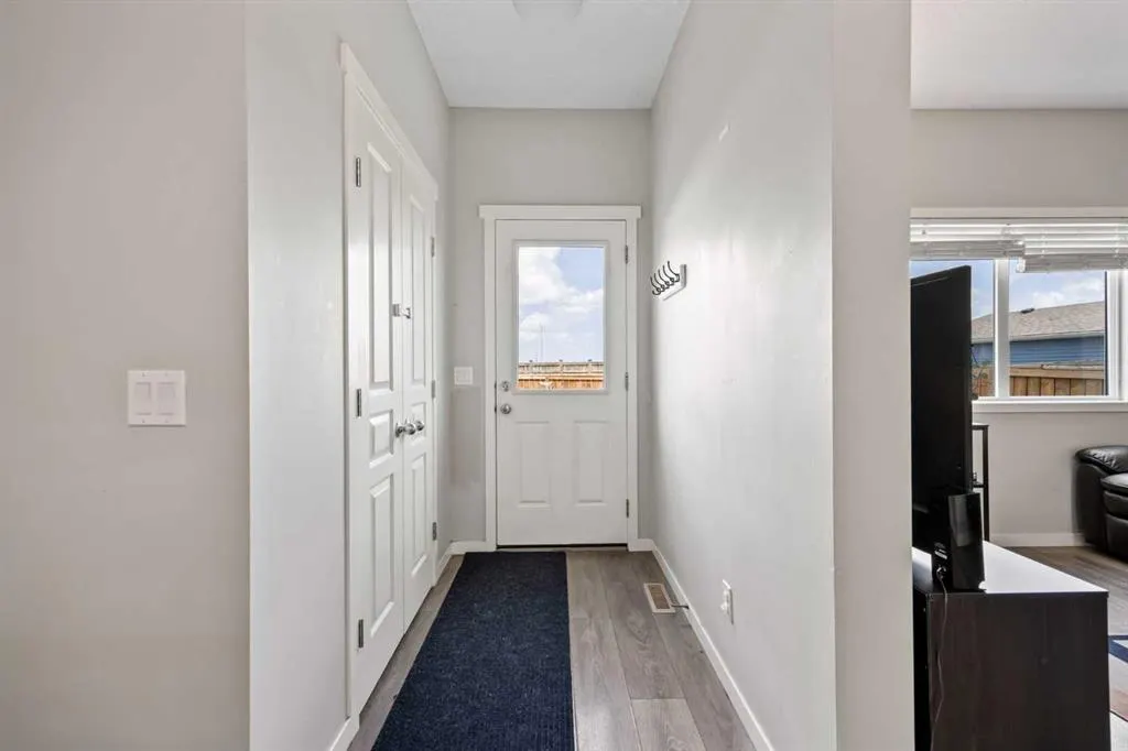 336 Marquis Heights SE