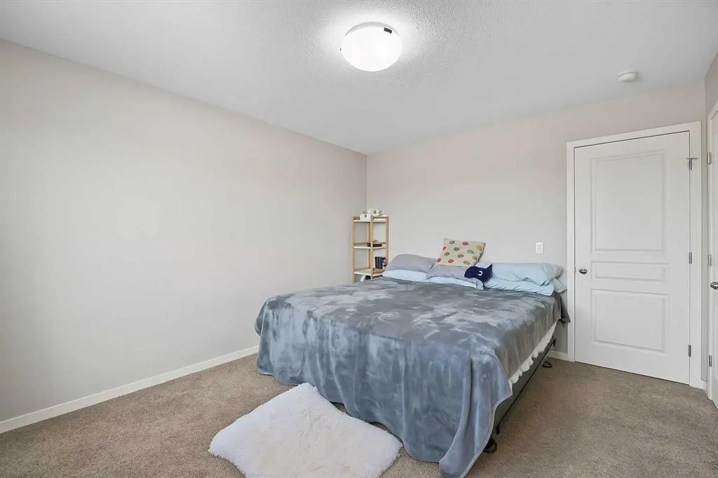 336 Marquis Heights SE
