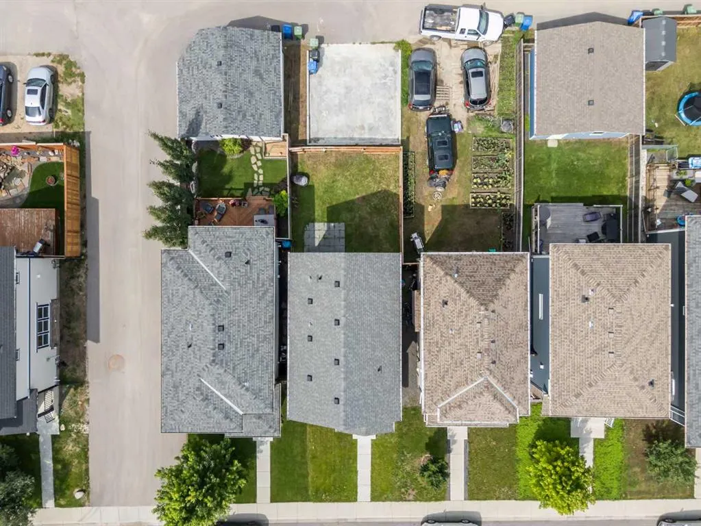 336 Marquis Heights SE