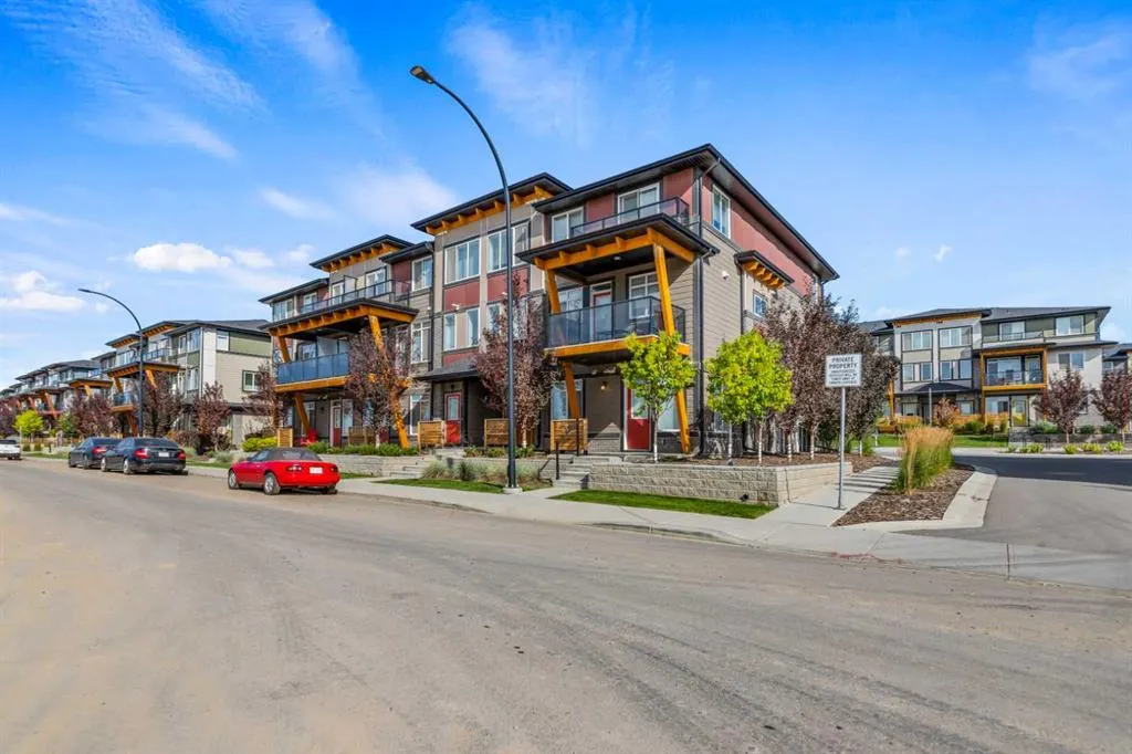 268 Seton Passage SE