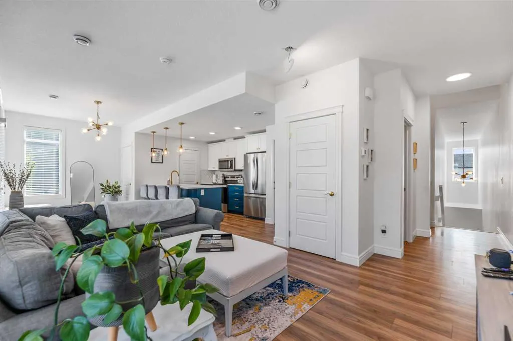 268 Seton Passage SE