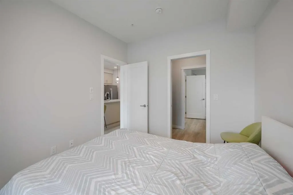 200 Shawnee Square SW, #102