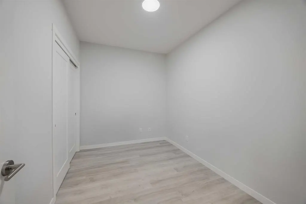 200 Shawnee Square SW, #102