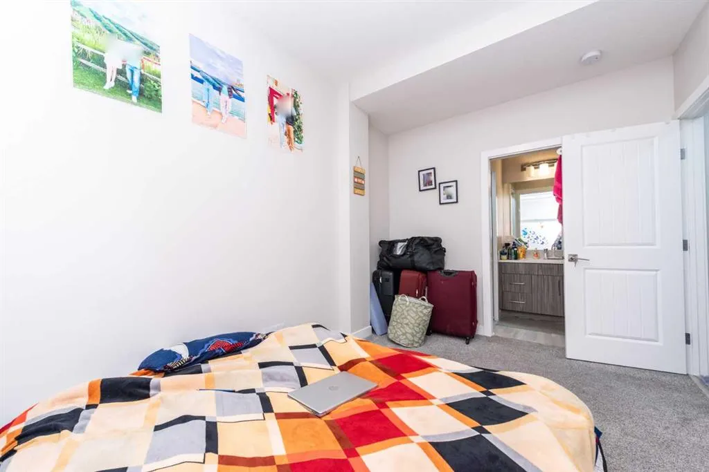 41 7 Avenue SE, #4