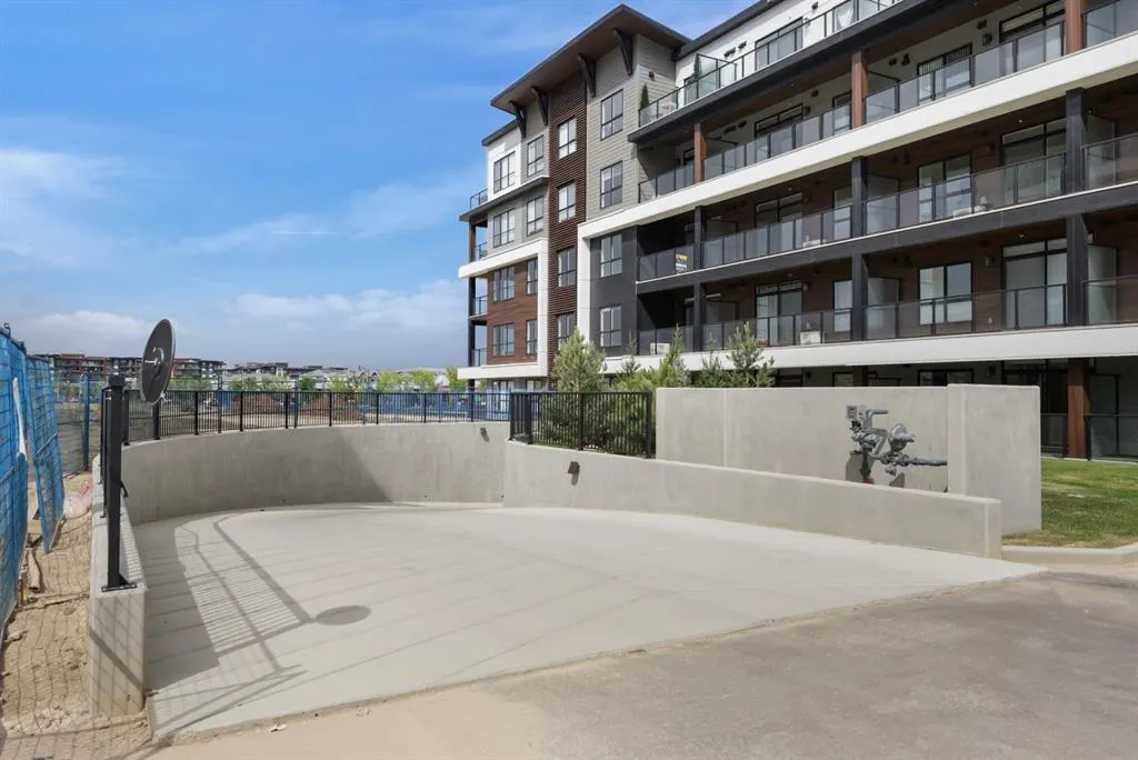 1802 Mahogany Boulevard SE, #8215