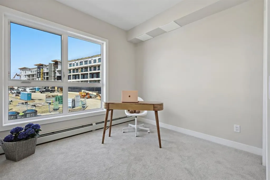 1802 Mahogany Boulevard SE, #8215